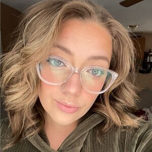 Meet your Posher, Meghan